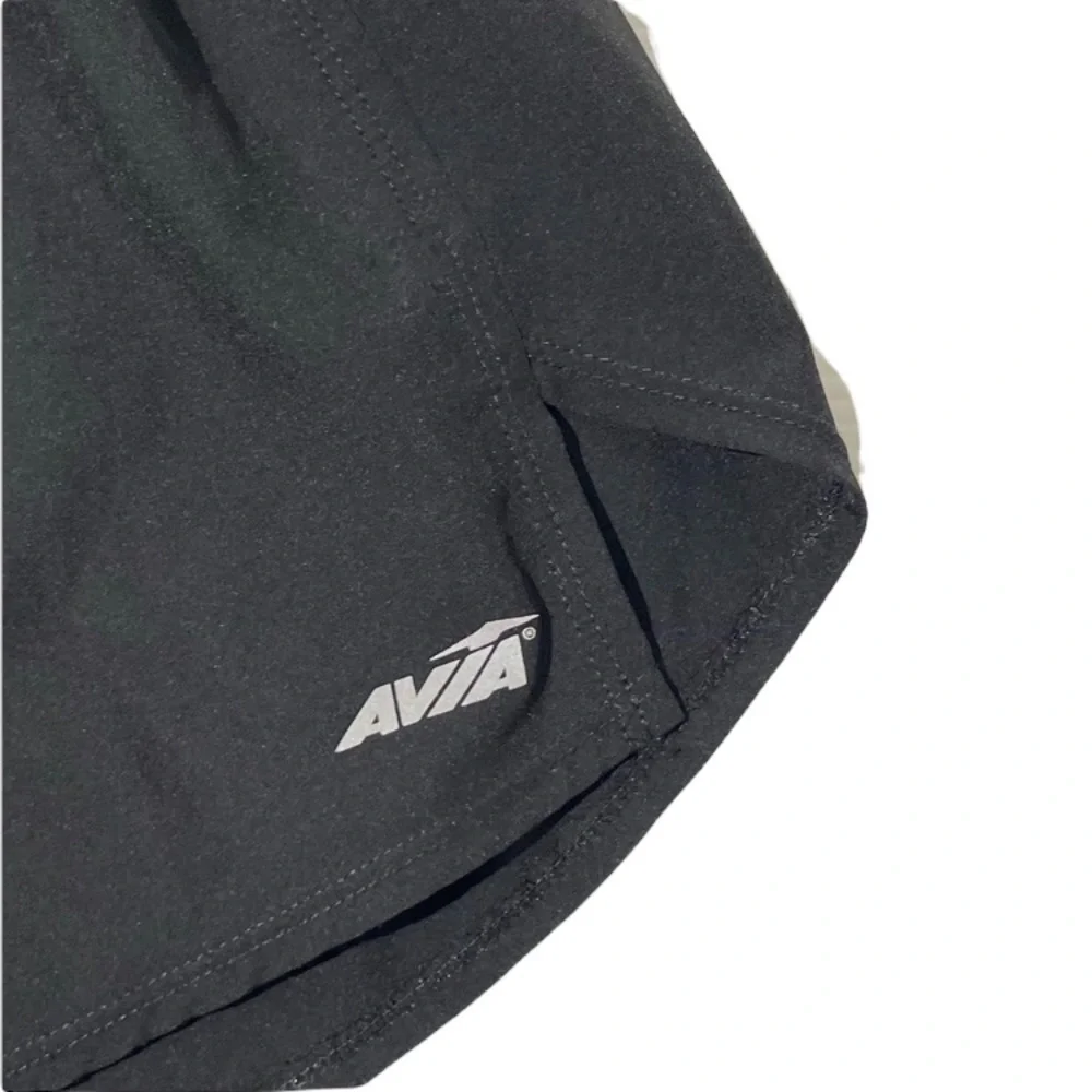 N/A athletic shorts